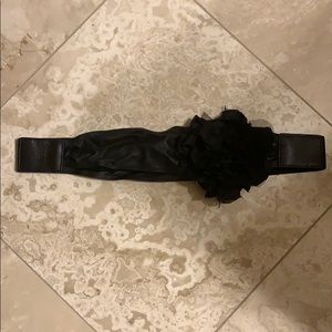 WHBM Black Leather Stretch Flower Belt Size Small